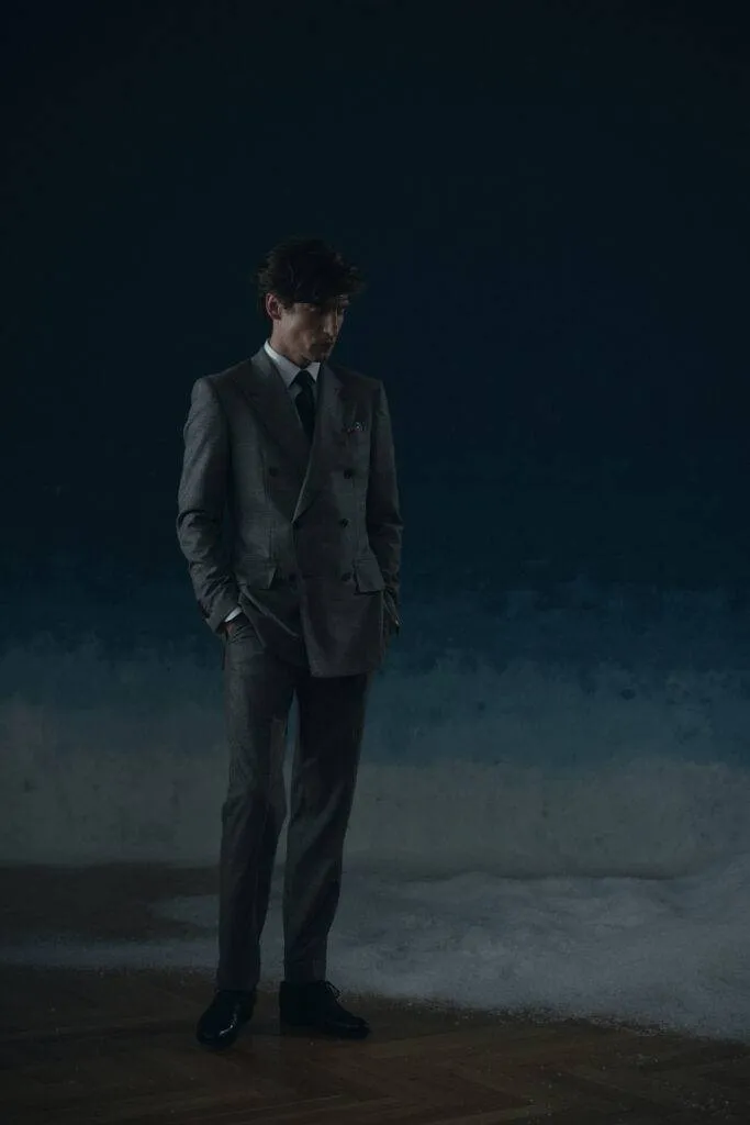 Zweireihiger grauer Glencheck Anzug aus Super 120 Wolle — Monokel Berlin