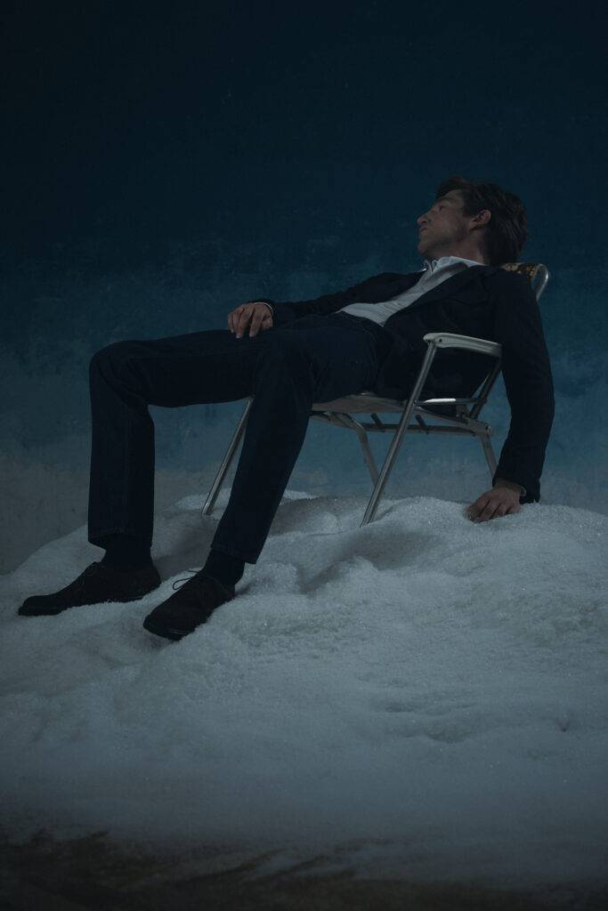 Utility Jacket in schwarz-blauer Alpaka-Leinenmischung mit Selvedge Jeans — Monokel Berlin