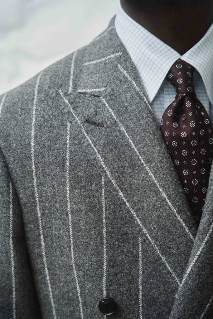 Ferla Alpaca wide charcoal chalk stripe Maßanzug — Monokel Berlin