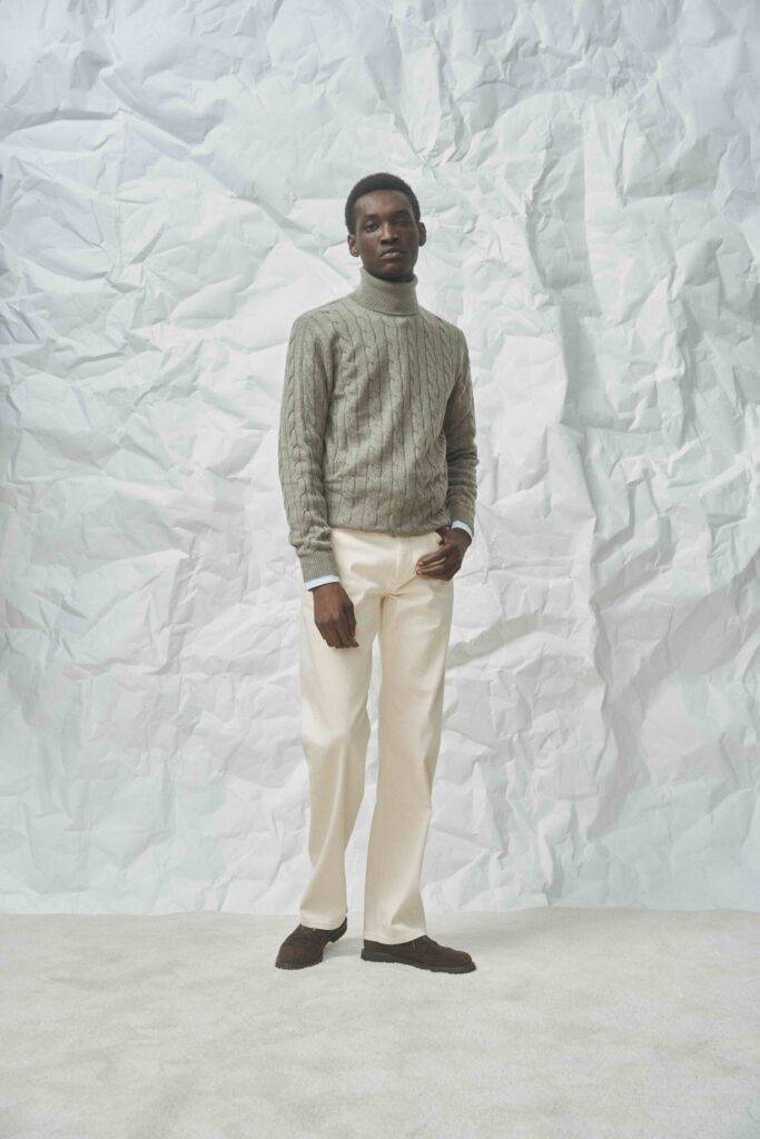 L. Moss Green Cashmere Rollkragen Knit — Monokel Berlin