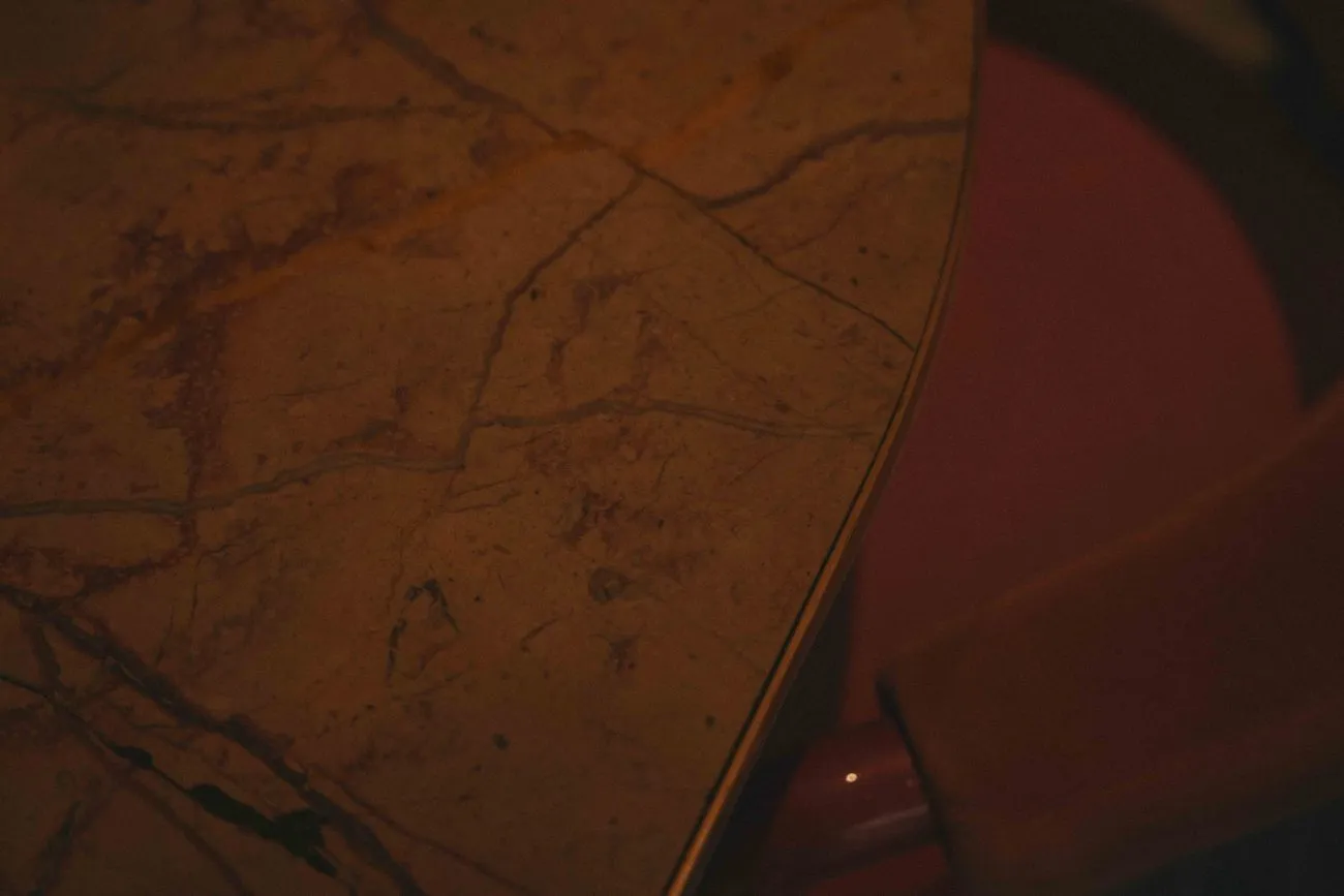 Bottle Green Mass-Polo mit Reißverschluss — Monokel Berlin