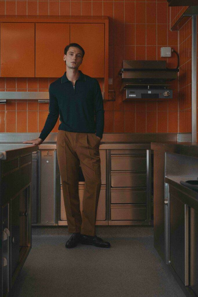 Bottle Green Mass-Polo mit Reißverschluss — Monokel Berlin