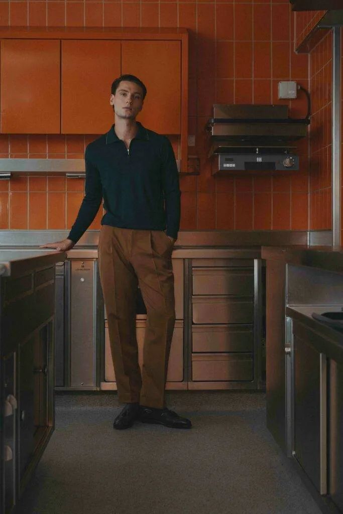 Bottle Green Mass-Polo mit Reißverschluss — Monokel Berlin