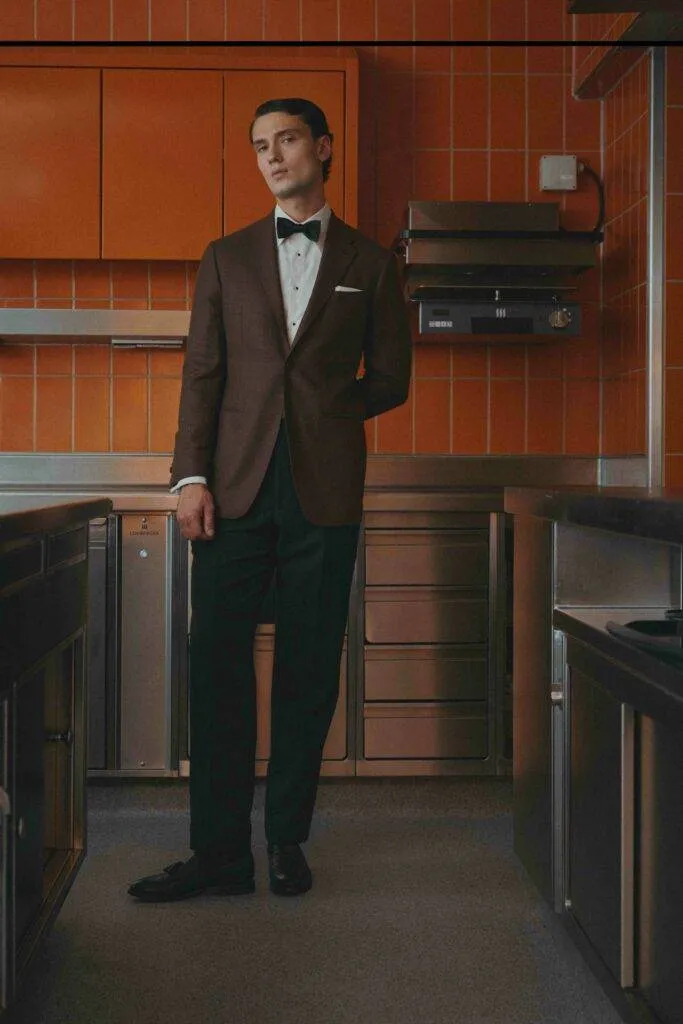 Smoking nach Maß von Monokel Berlin — Fall/Winter 2024