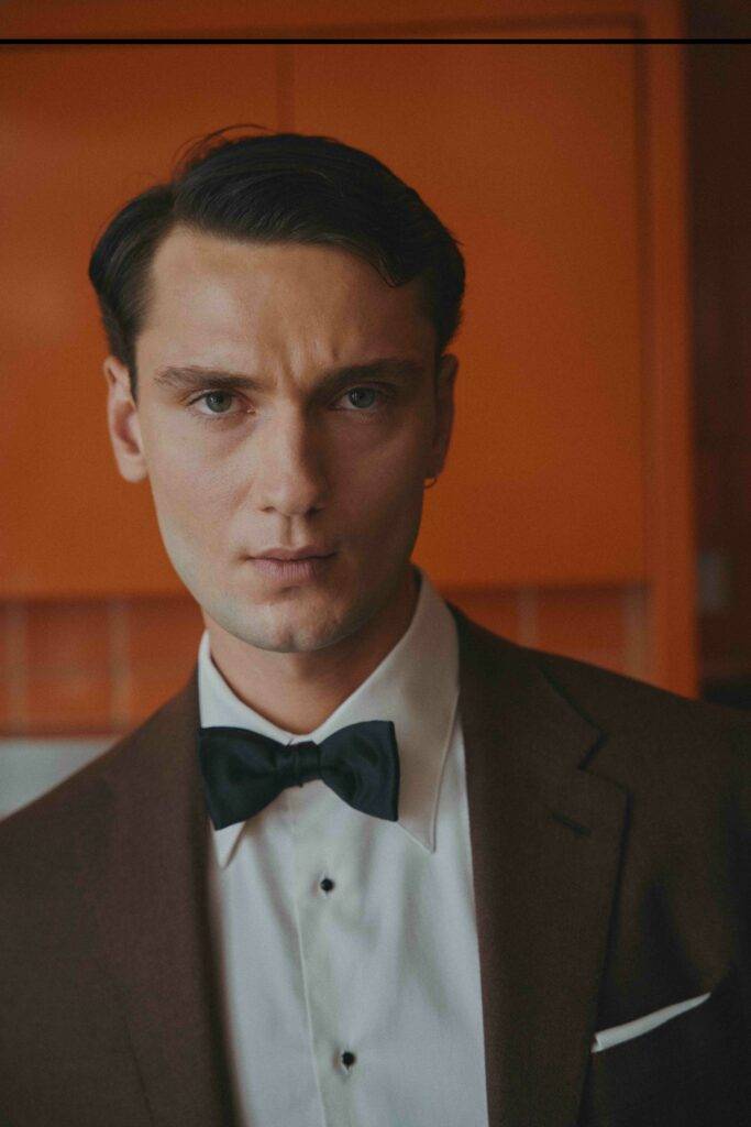 Karamellfarbenes Seiden-Woll-Sakko mit Mikrodesign — Monokel Berlin