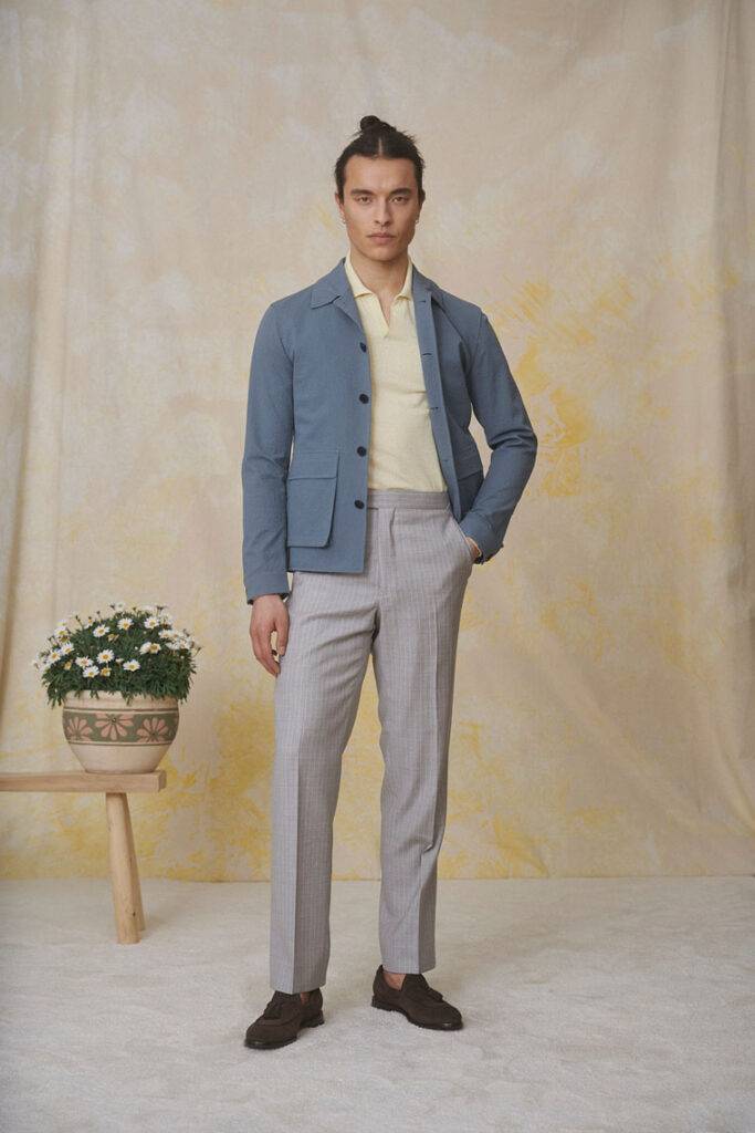 Hellgraue Streifenhose + Petrolfarbenes Seersucker Utility Jacket — Smart Casual mit Textur & Frühjahrsfrische — Monokel Berlin