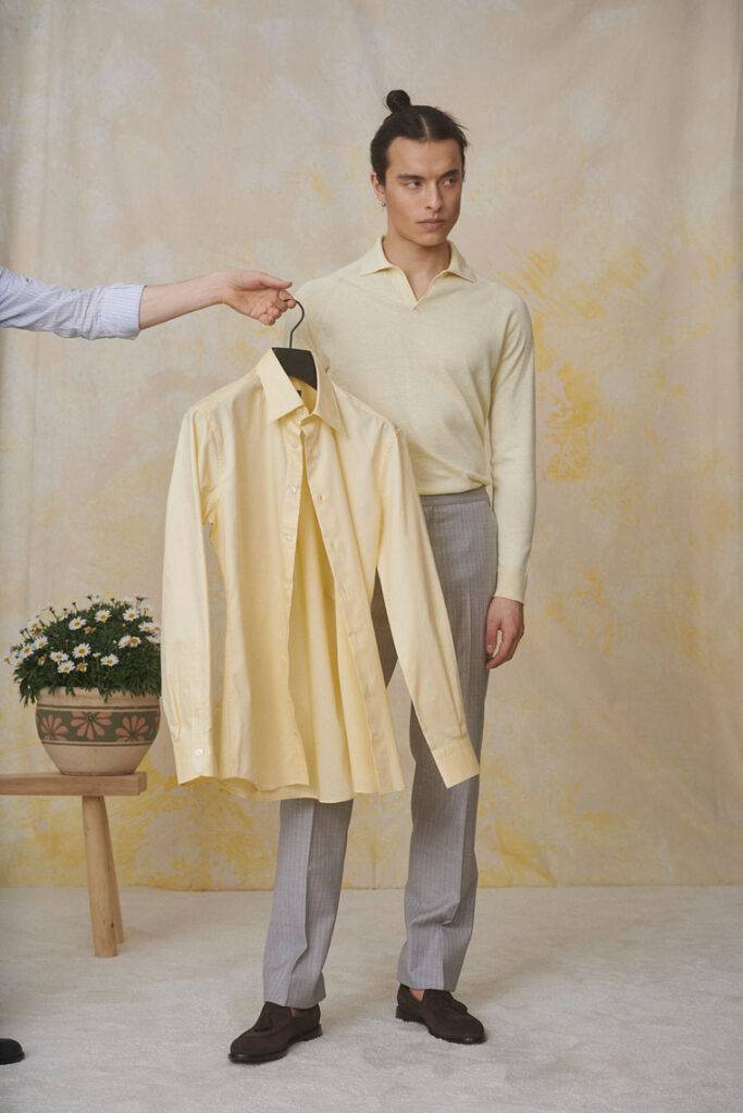 Hellgraue Streifenhose + Petrolfarbenes Seersucker Utility Jacket — Smart Casual mit Textur & Frühjahrsfrische — Monokel Berlin