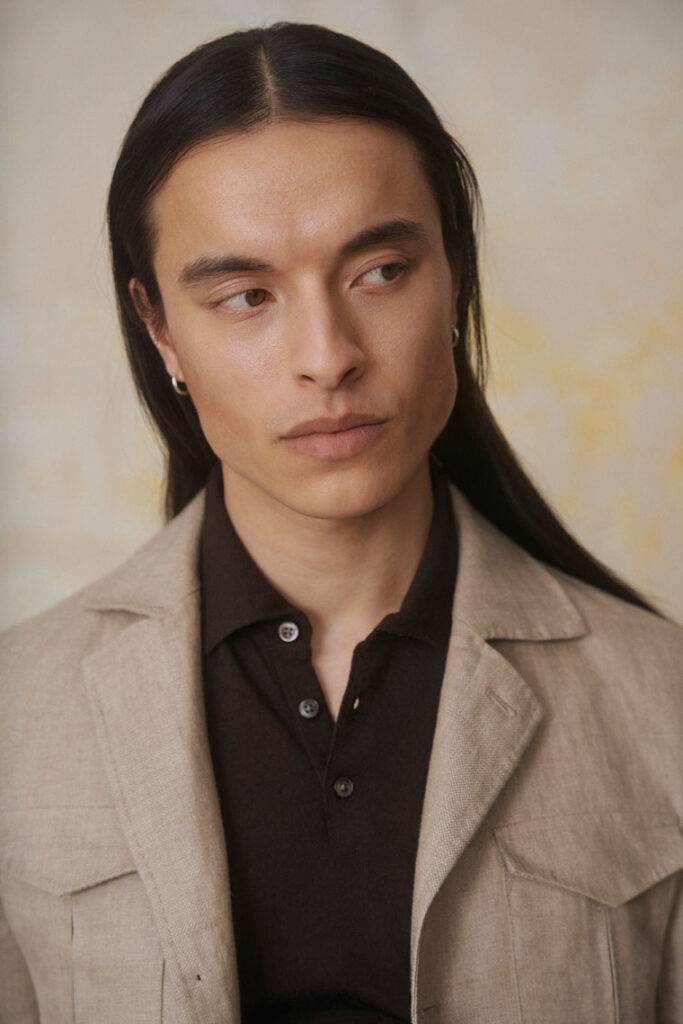 Nougat Microweave Maßanzug — Passform und Schnitt