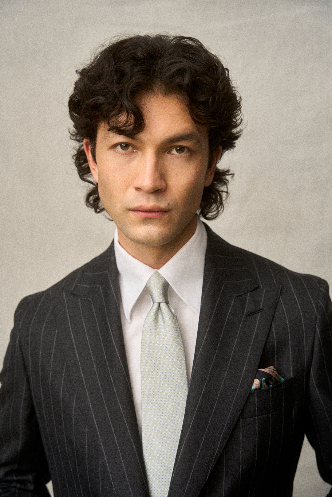 Charcoal Grey Chalkstripe Anzug, Ansicht 3