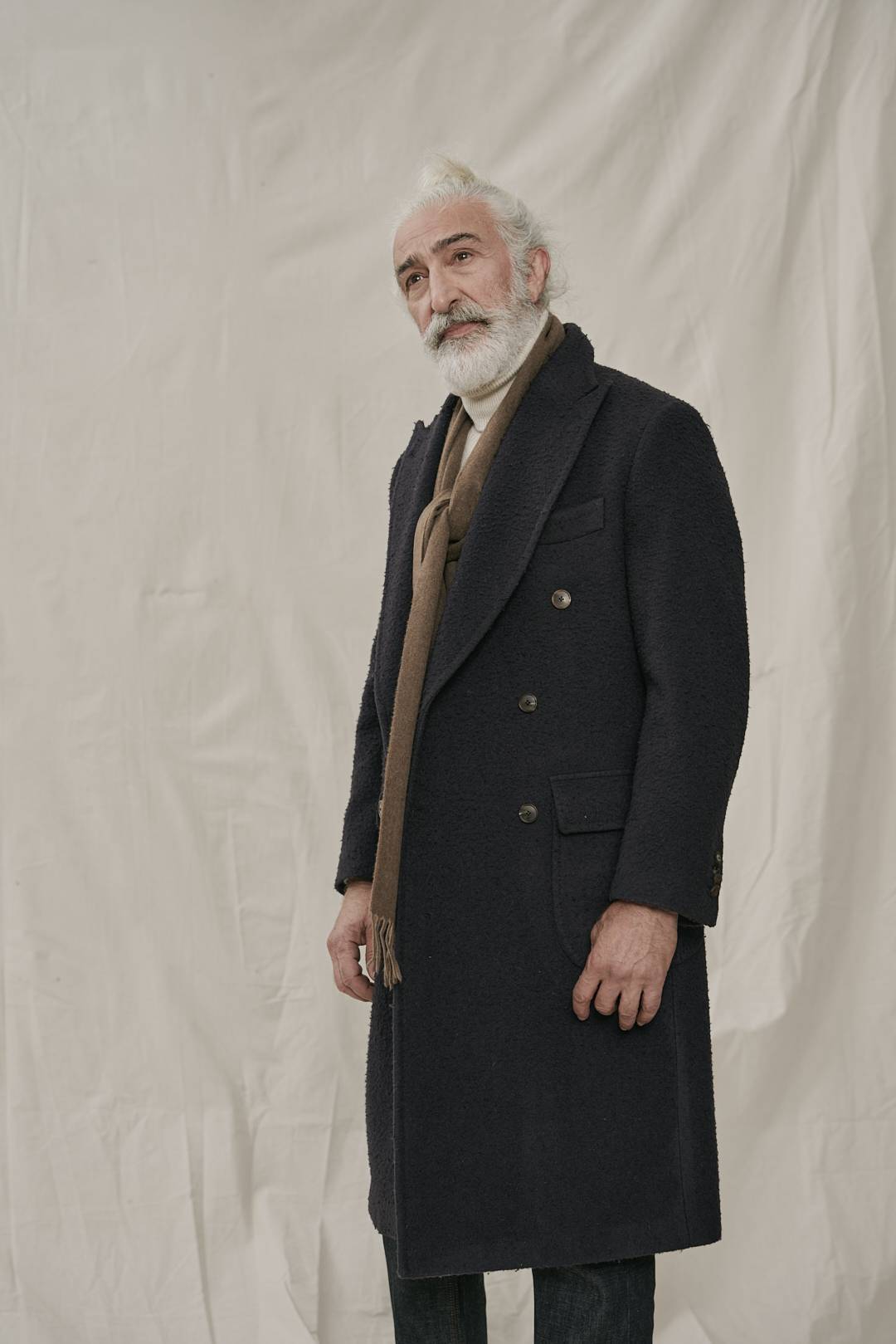 Blauer Mantel aus Casentino Woll-Stoff — Monokel Berlin