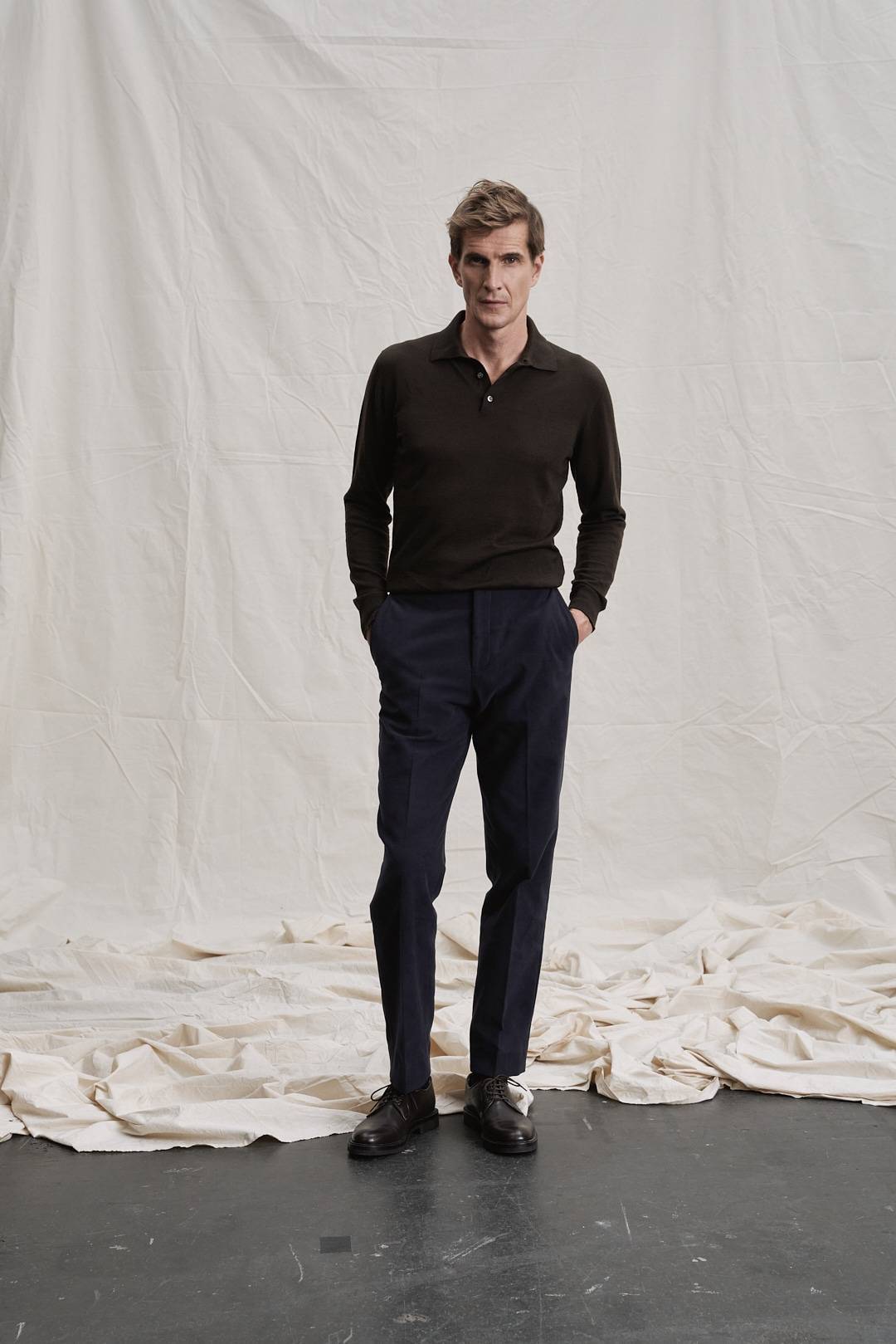 Dark Brown Merino Polo Strick — Monokel Berlin