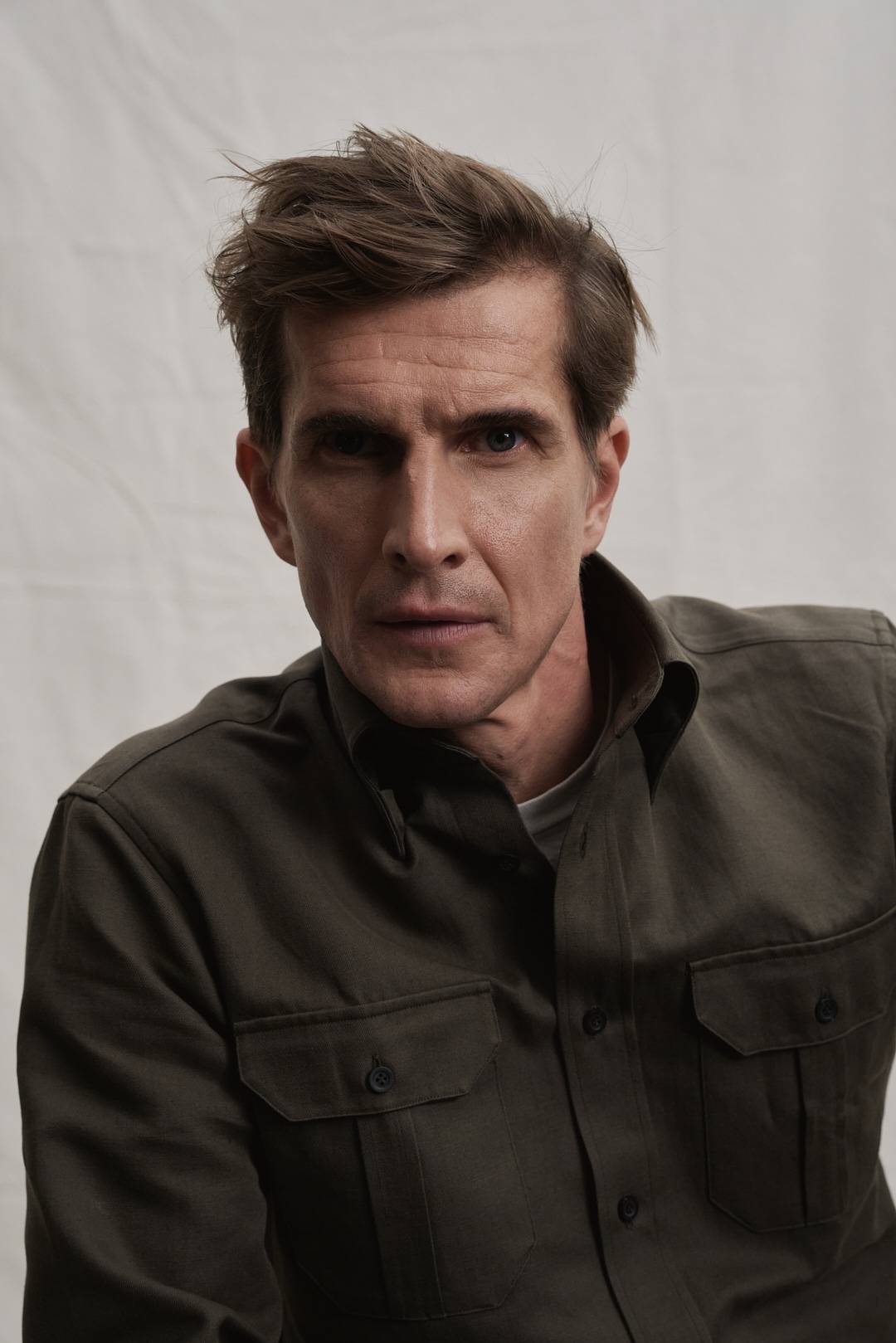 Dark Olive Cotton-Linen Overshirt — Monokel Berlin