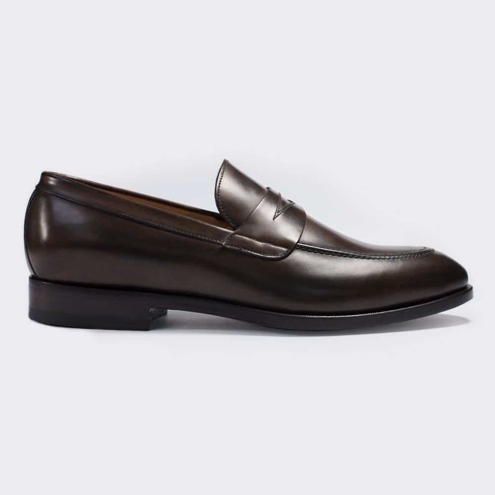 Brauner Penny Loafer Herrenschuh von Monokel Berlin