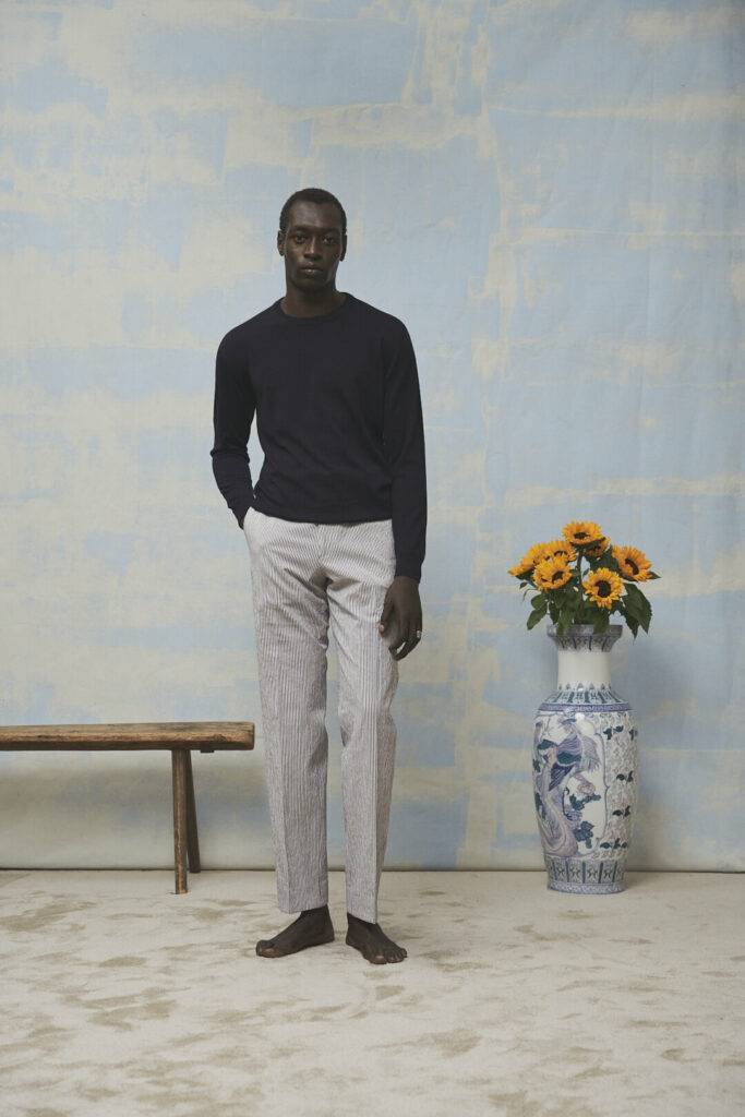 Navy Crewneck Pullover aus Merinowolle