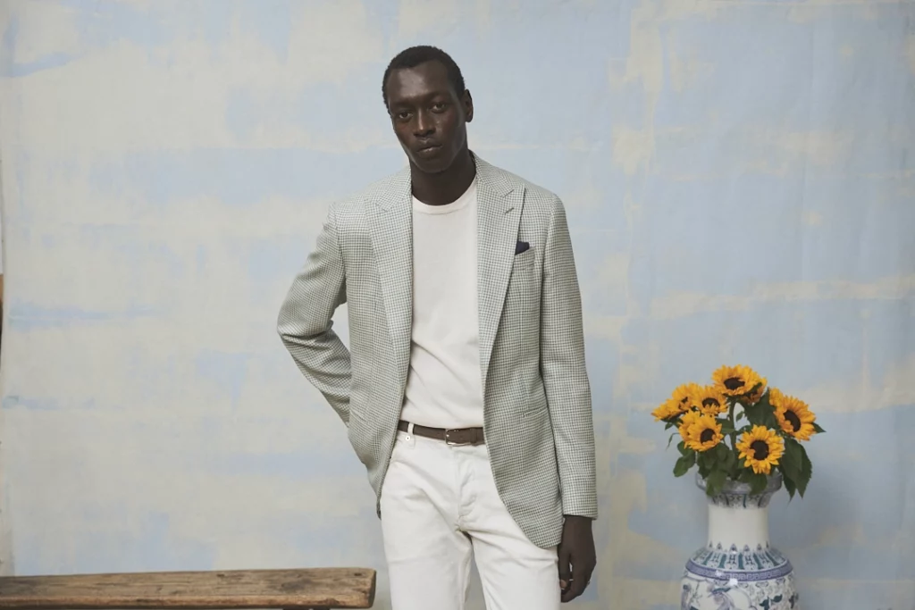 Leichter Sommeranzug aus der Frühjahr-Sommer Kollektion 2024 von Monokel Berlin