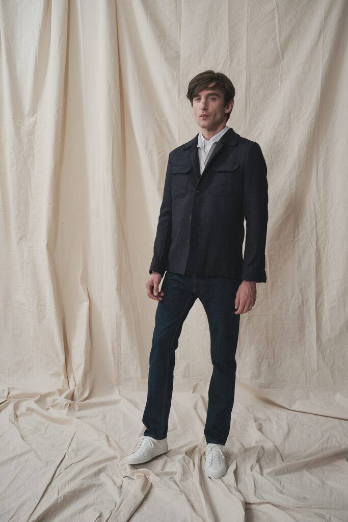 Utility Jacket in schwarz-blauer Alpaka-Leinenmischung mit Selvedge Jeans