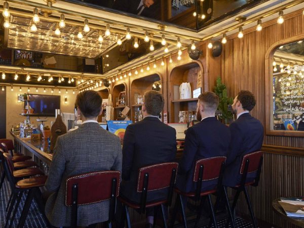 Venture Idea Corporate Fashion — Maßgeschneiderte Teamkleidung